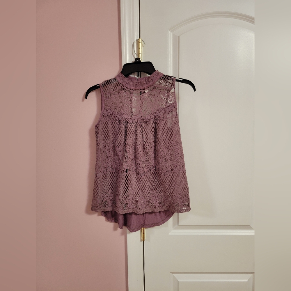 NWT Womens Xhilaration Purple Mauve Sleeveless Lace High Neck Top -S- Boho, Chic